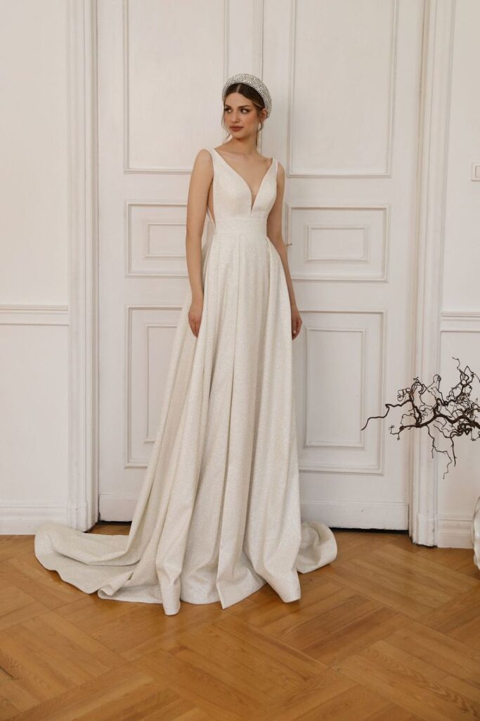 Suknia ślubna Geis — kolekcja Gala, Salon Syrena