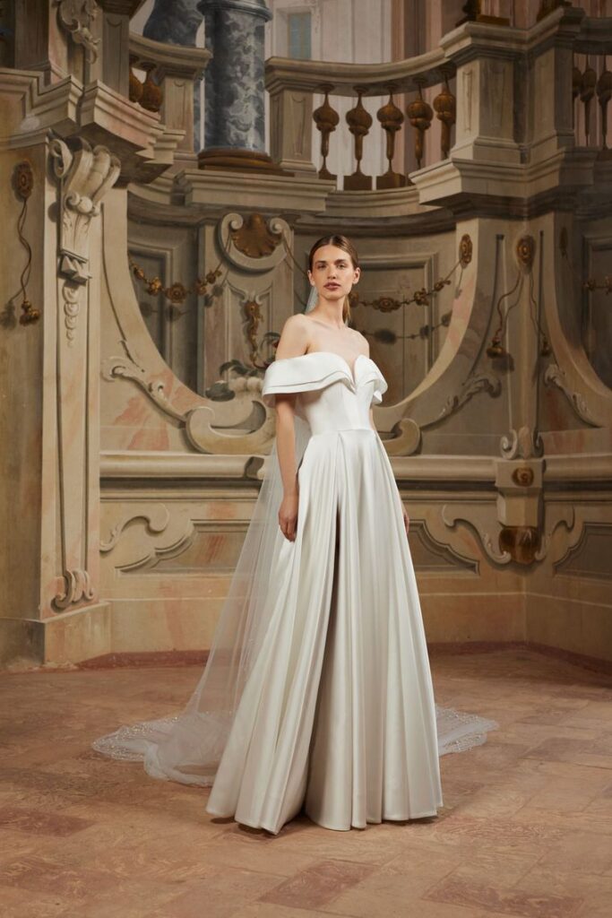 Suknia ślubna Hekaja — kolekcja Gala, Salon Syrena